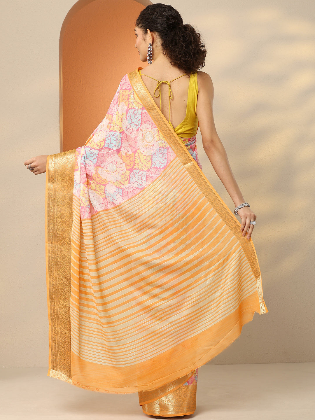 Multi Printed Silk Blend Saree With Unstitched Blouse Piece 