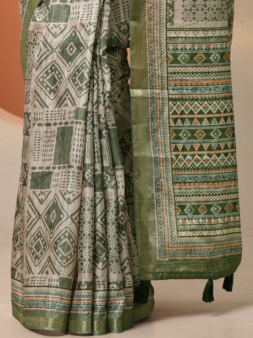  Green Printed Silk Blend Saree With Unstitched Blouse Piece 