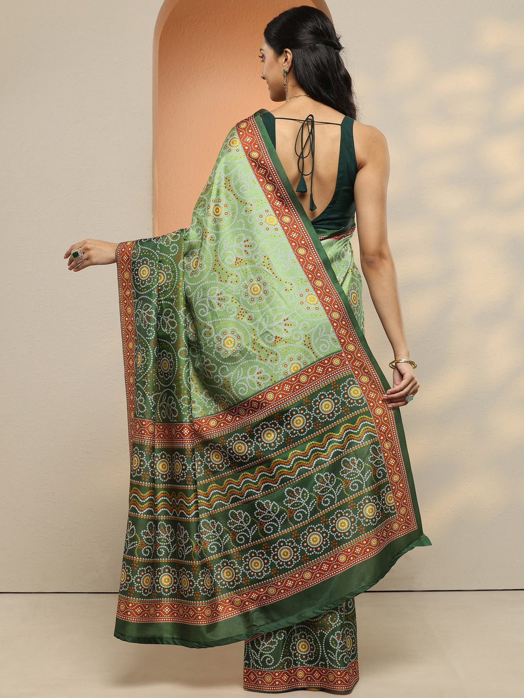  Green Bandhani Printed Silk Blend Saree With Unstitched Blouse Piece 