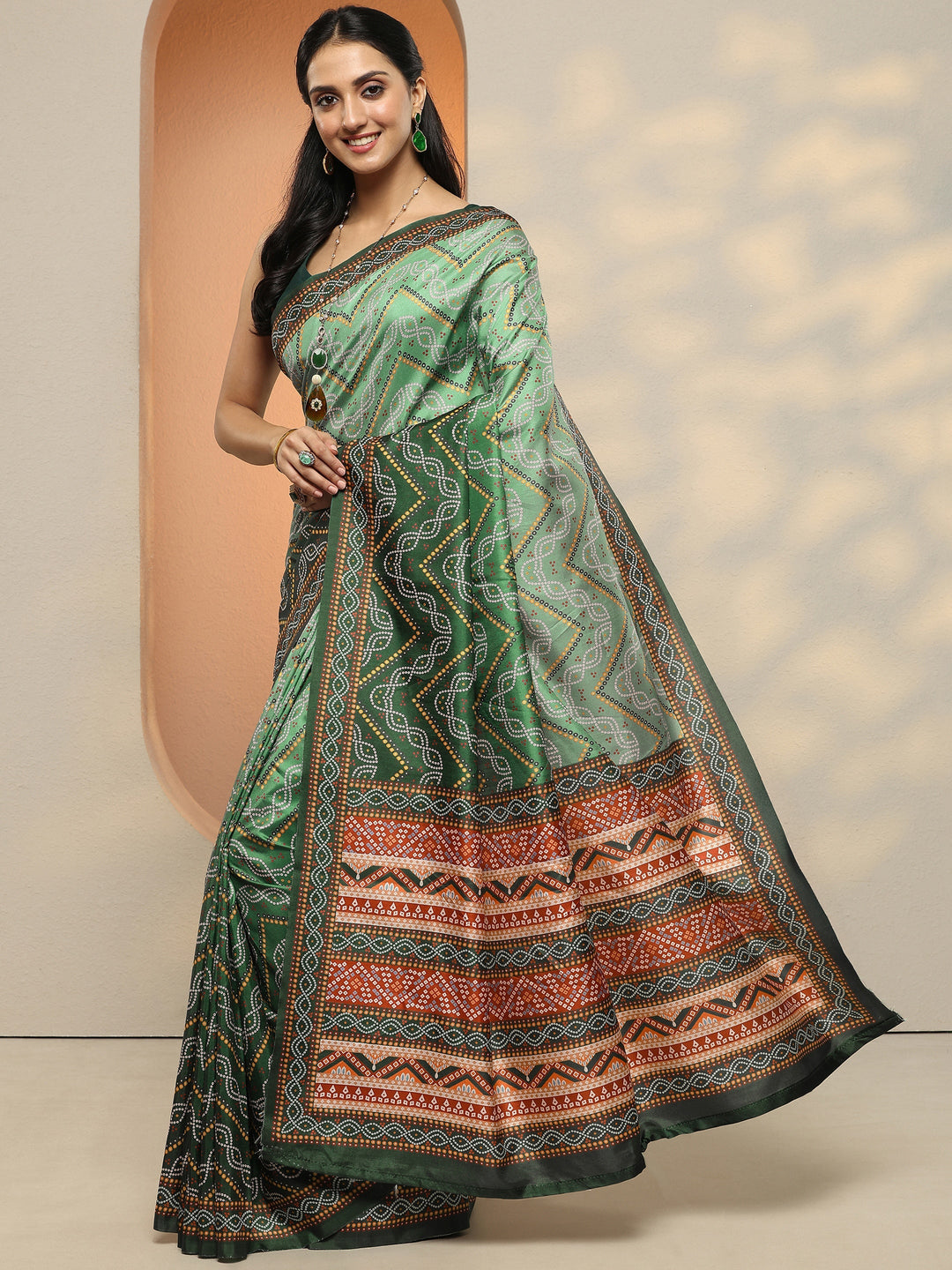  Green Bandhani Printed Silk Blend Saree With Unstitched Blouse Piece 