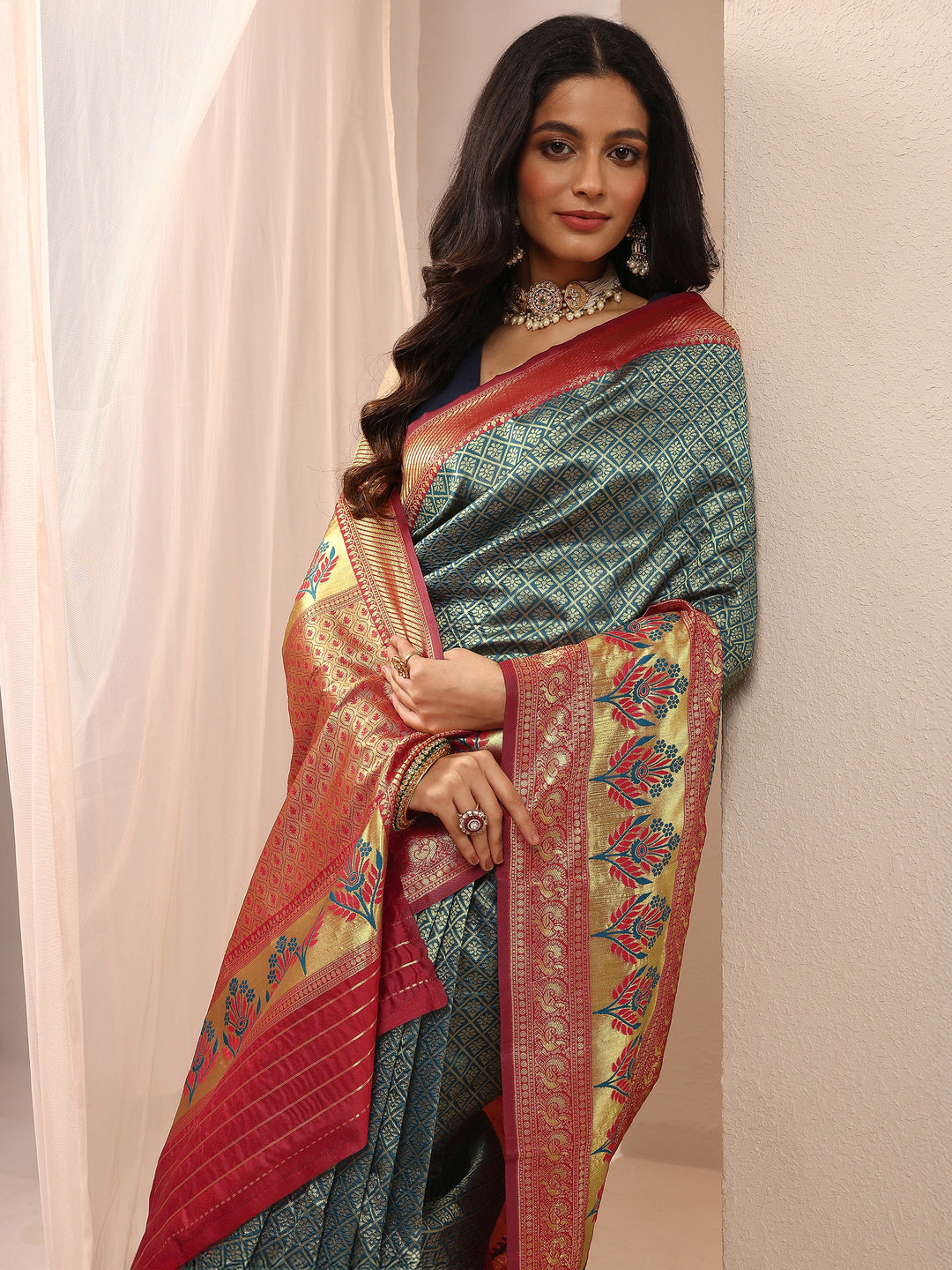 Blue Woven Design Silk Blend Sarees With Unstitched Blouse Piece