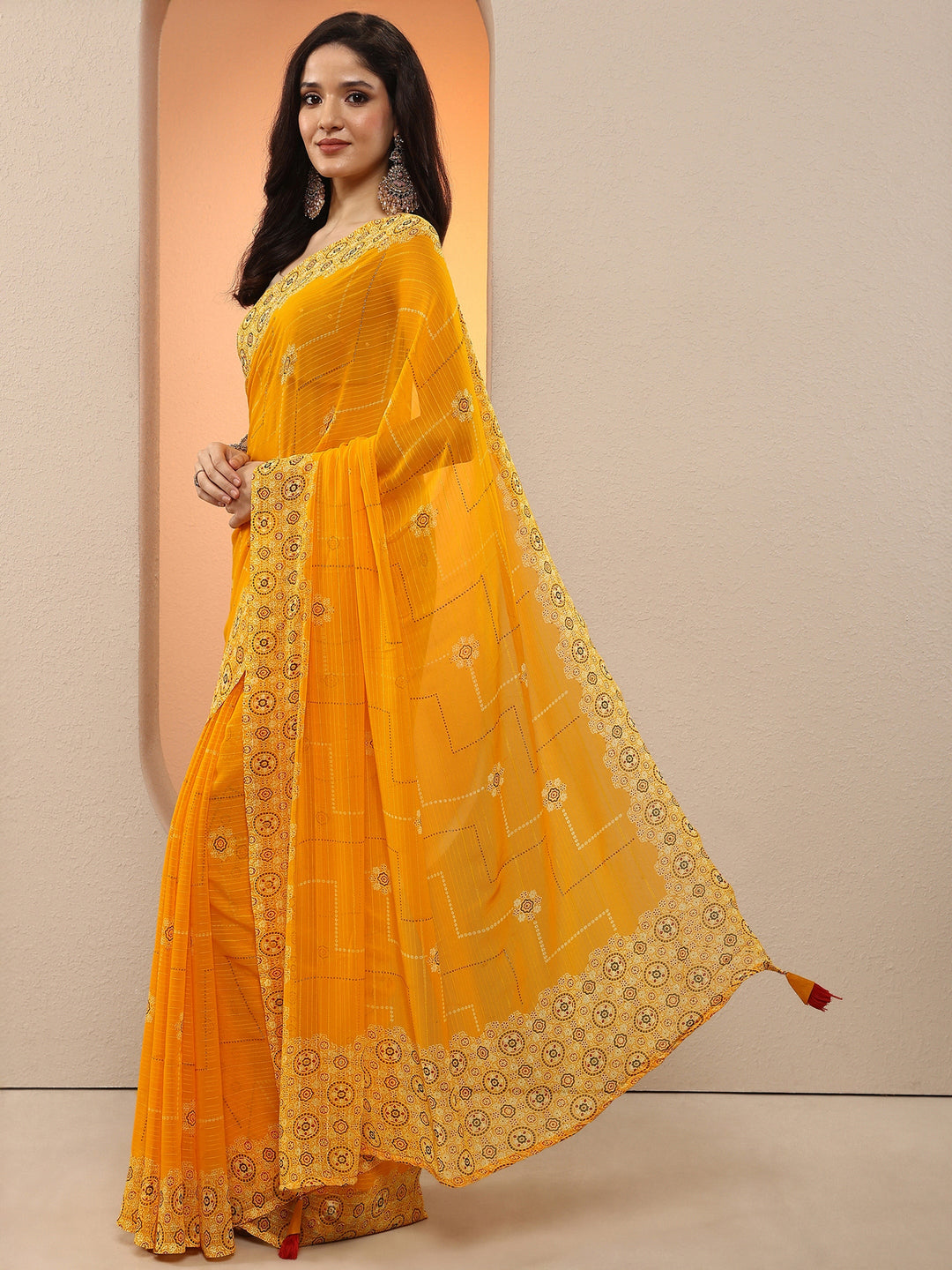  Yellow Printed Georgette Saree With Unstitched Blouse Piece 