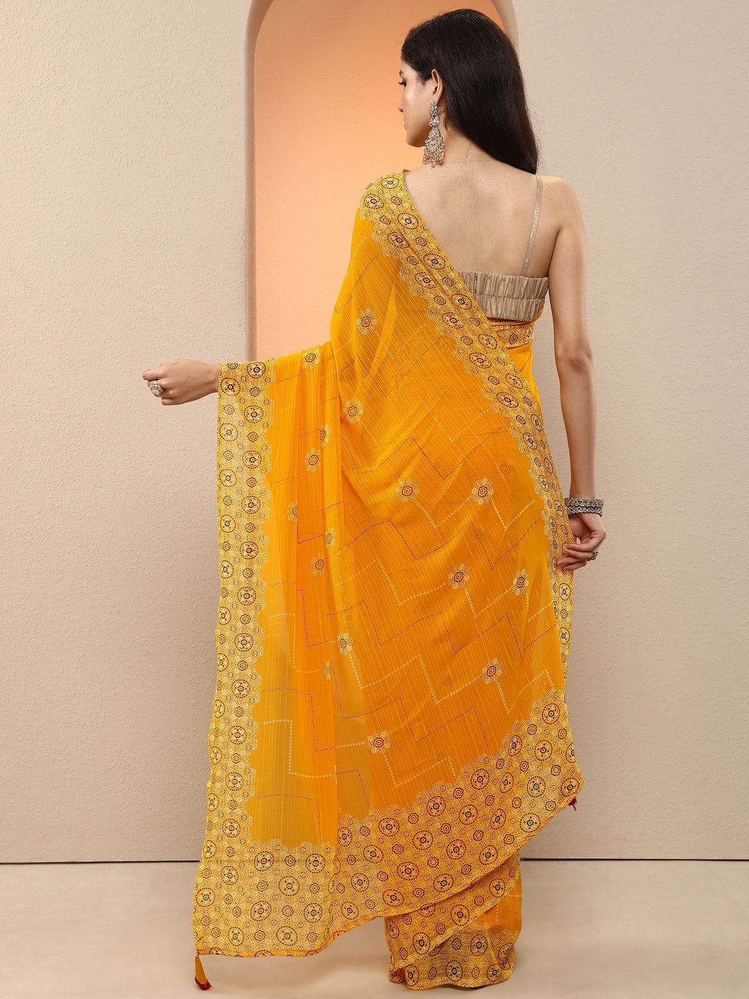  Yellow Printed Georgette Saree With Unstitched Blouse Piece 