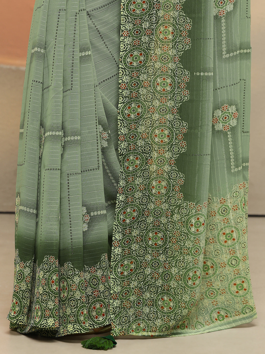  Green Printed Georgette Saree With Unstitched Blouse Piece 