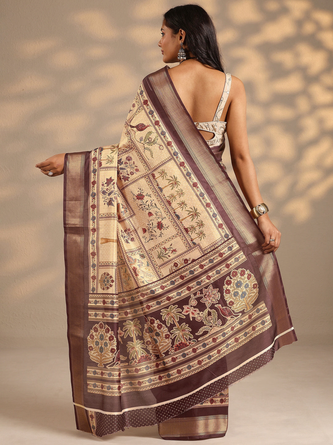  Gold Printed Silk Blend Saree With Unstitched Blouse Piece 