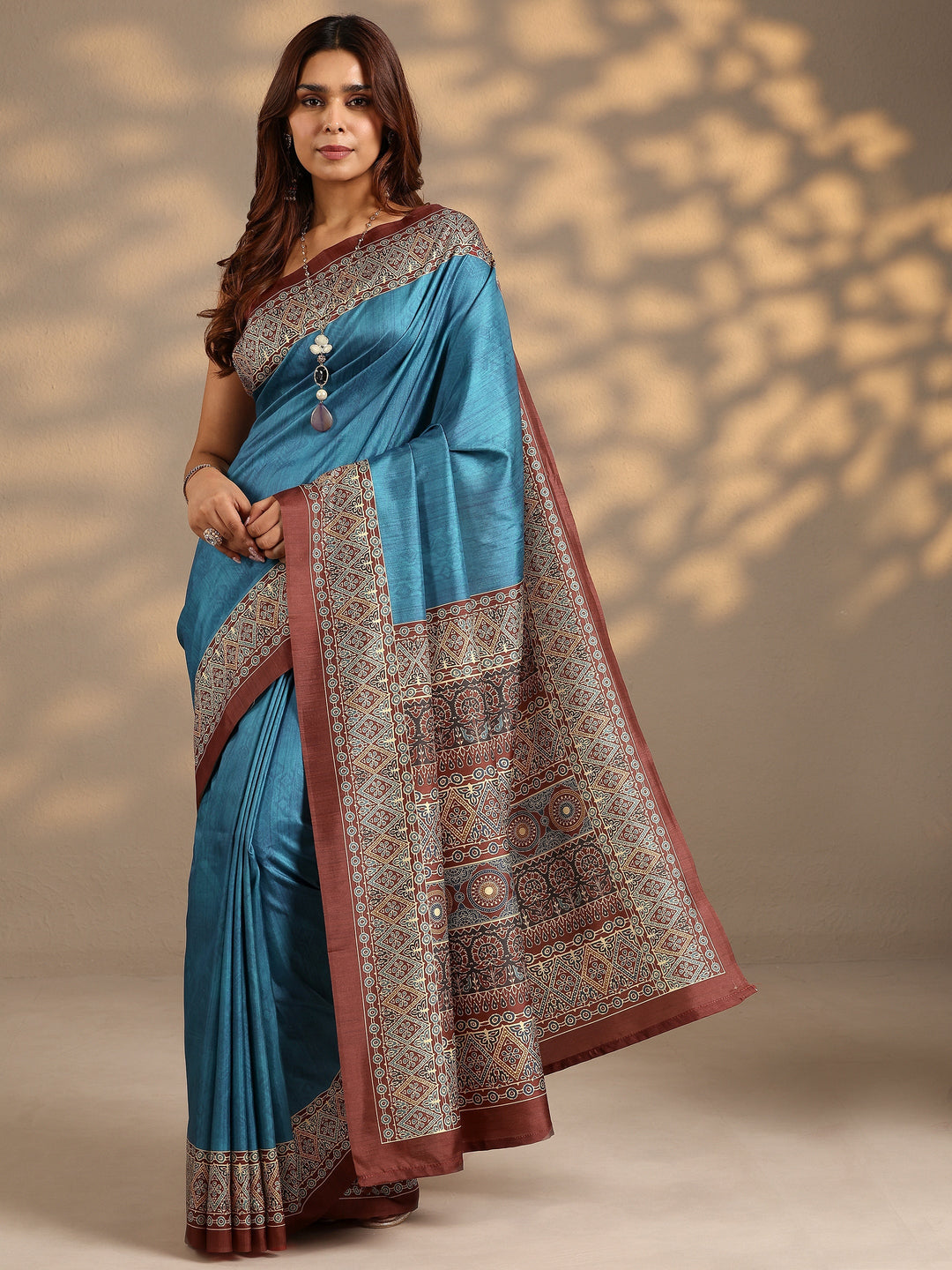  Blue Solid Silk Blend Saree With Unstitched Blouse Piece 