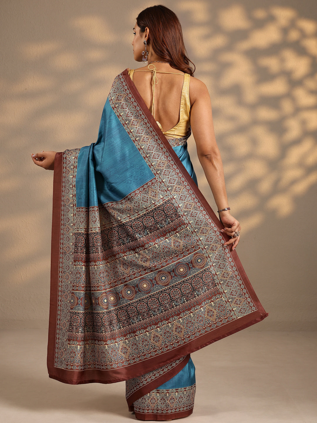  Blue Solid Silk Blend Saree With Unstitched Blouse Piece 