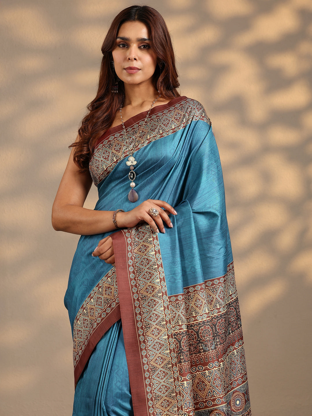  Blue Solid Silk Blend Saree With Unstitched Blouse Piece 