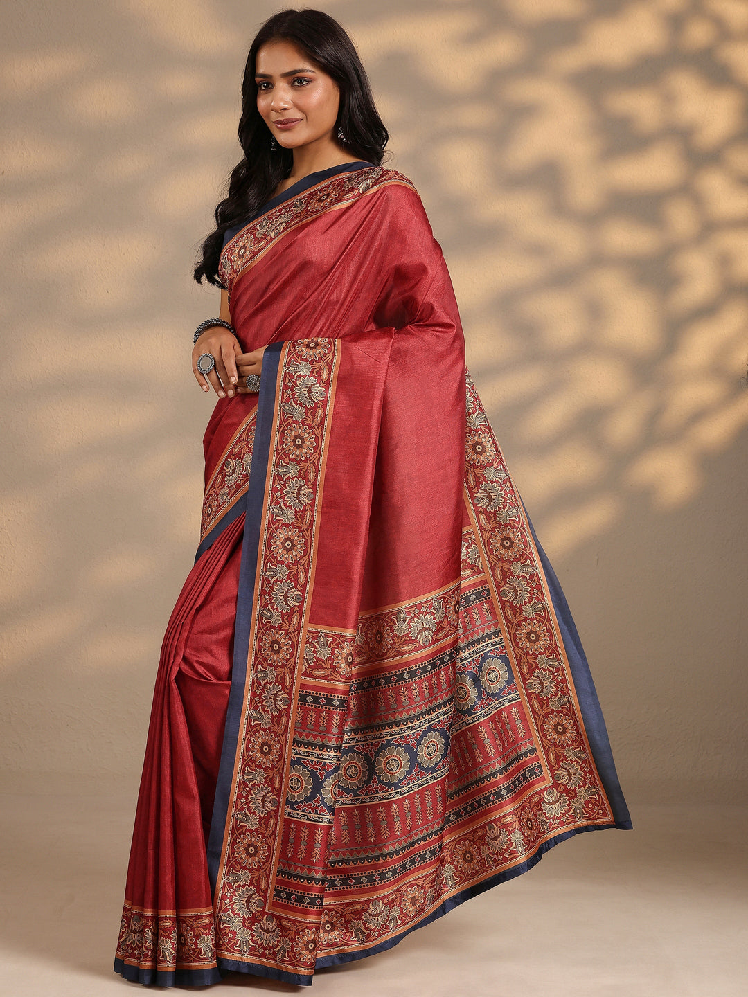  Red Solid Silk Blend Saree With Unstitched Blouse Piece 