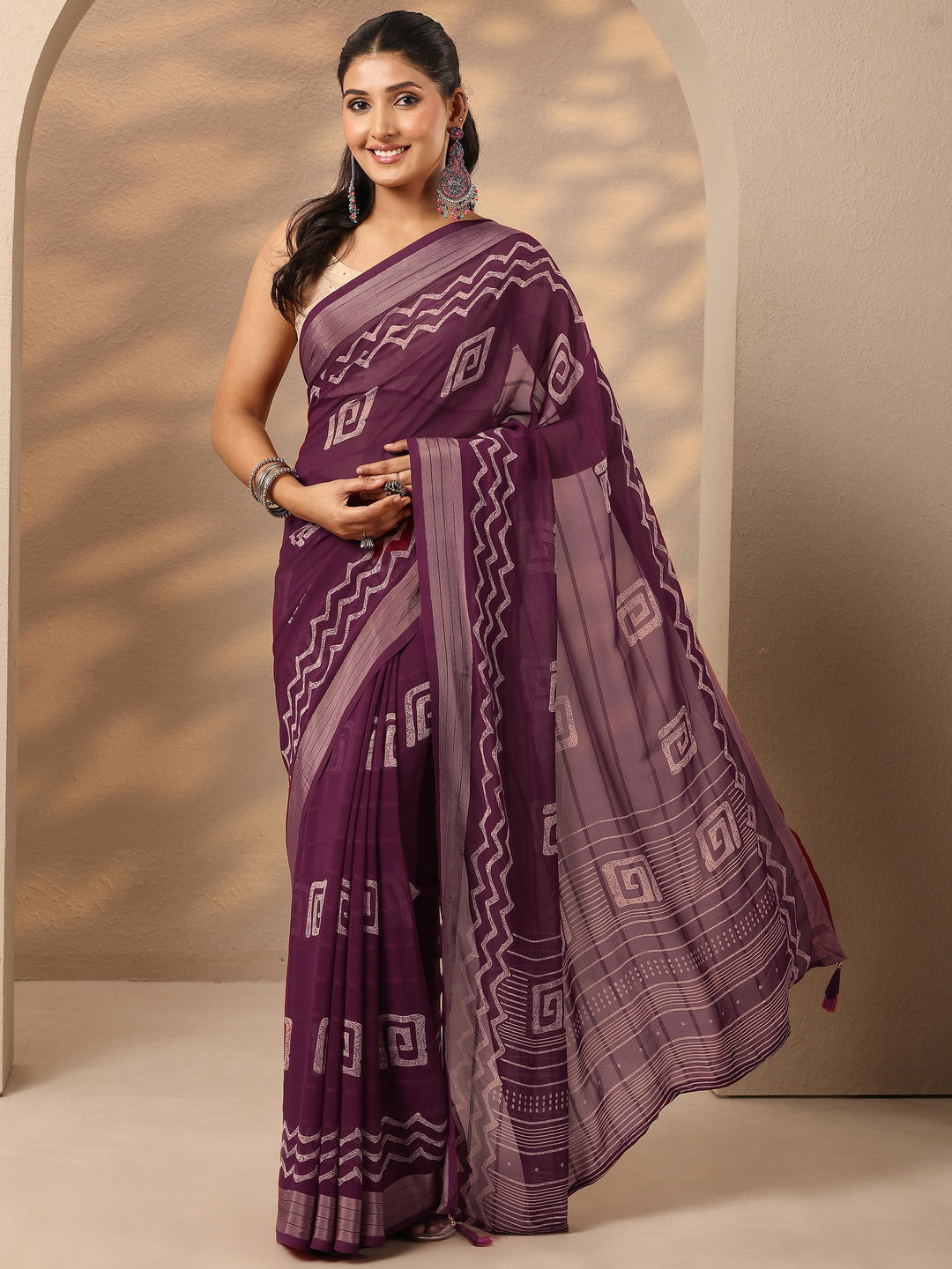  Burgundy Printed Georgette Saree With Unstitched Blouse Piece 