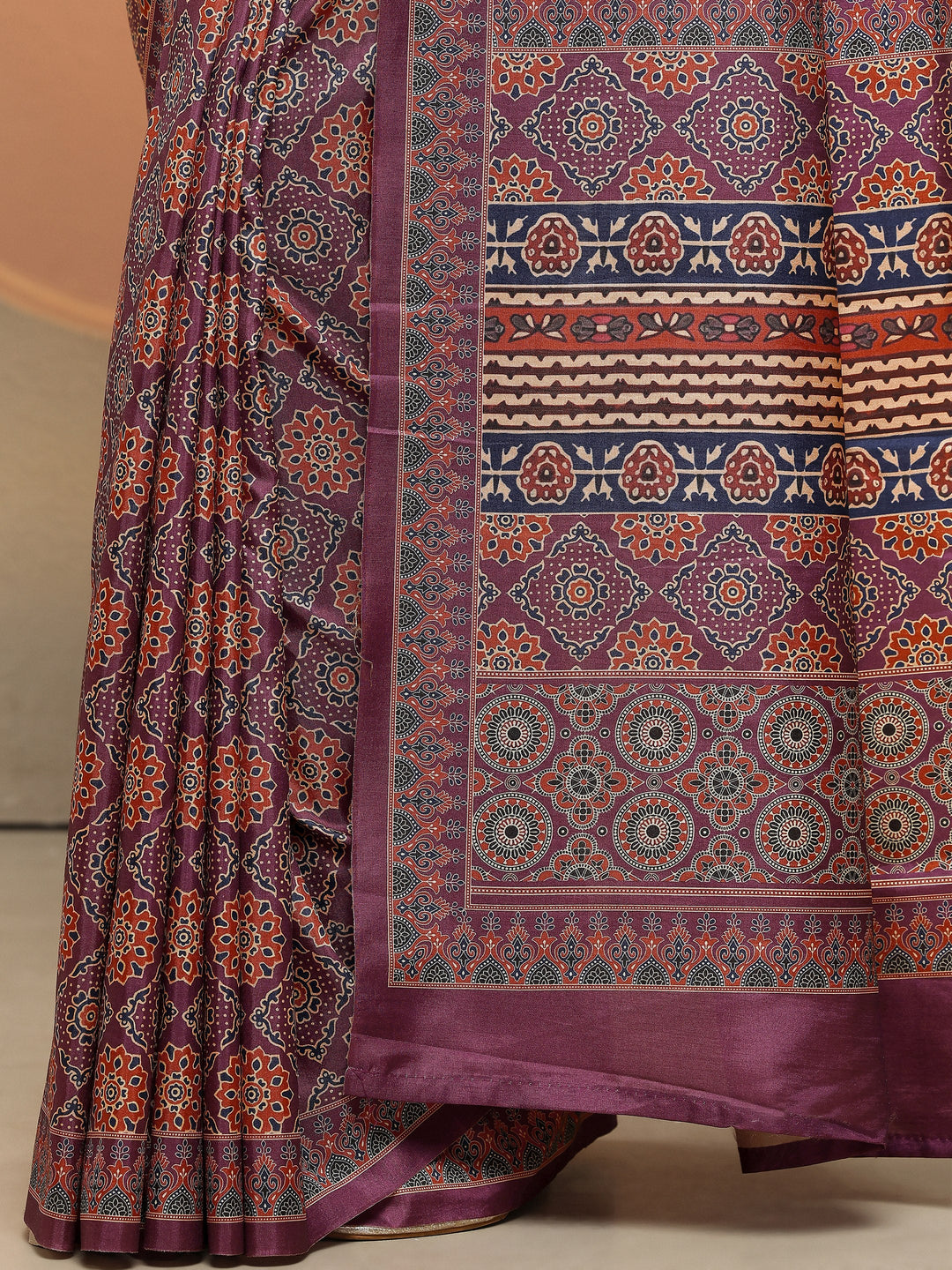  Mauve Printed Silk Blend Saree With Unstitched Blouse Piece 