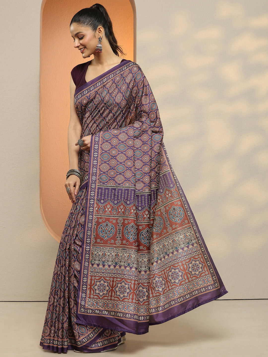  Purple Printed Silk Blend Saree With Unstitched Blouse Piece 