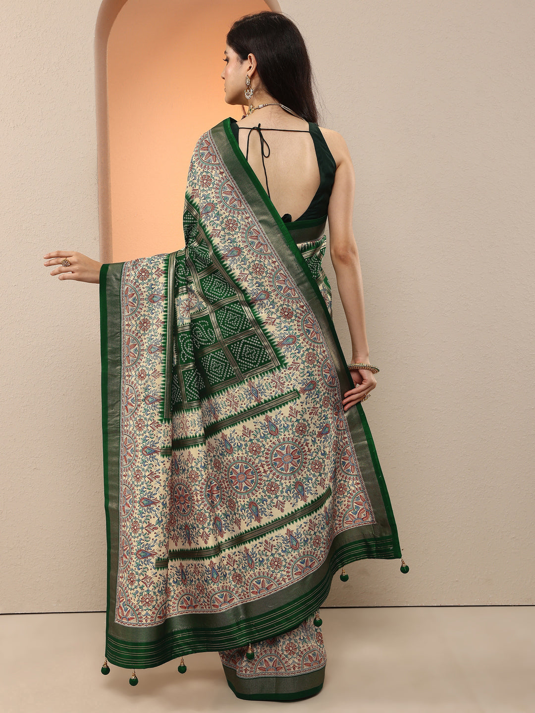  Green Bandhani Printed Silk Blend Saree With Unstitched Blouse Piece 