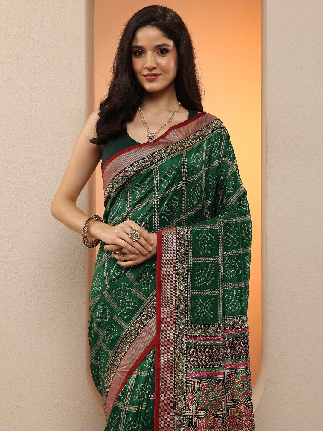 Green Bandhani Printed Silk Blend Saree With Unstitched Blouse Piece 