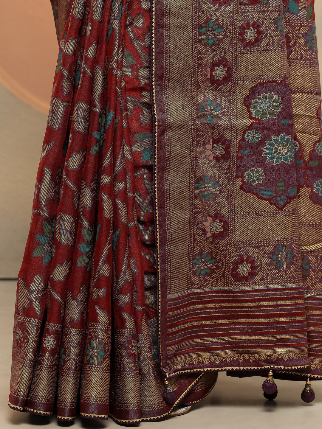  Maroon Printed Georgette Saree With Unstitched Blouse Piece 