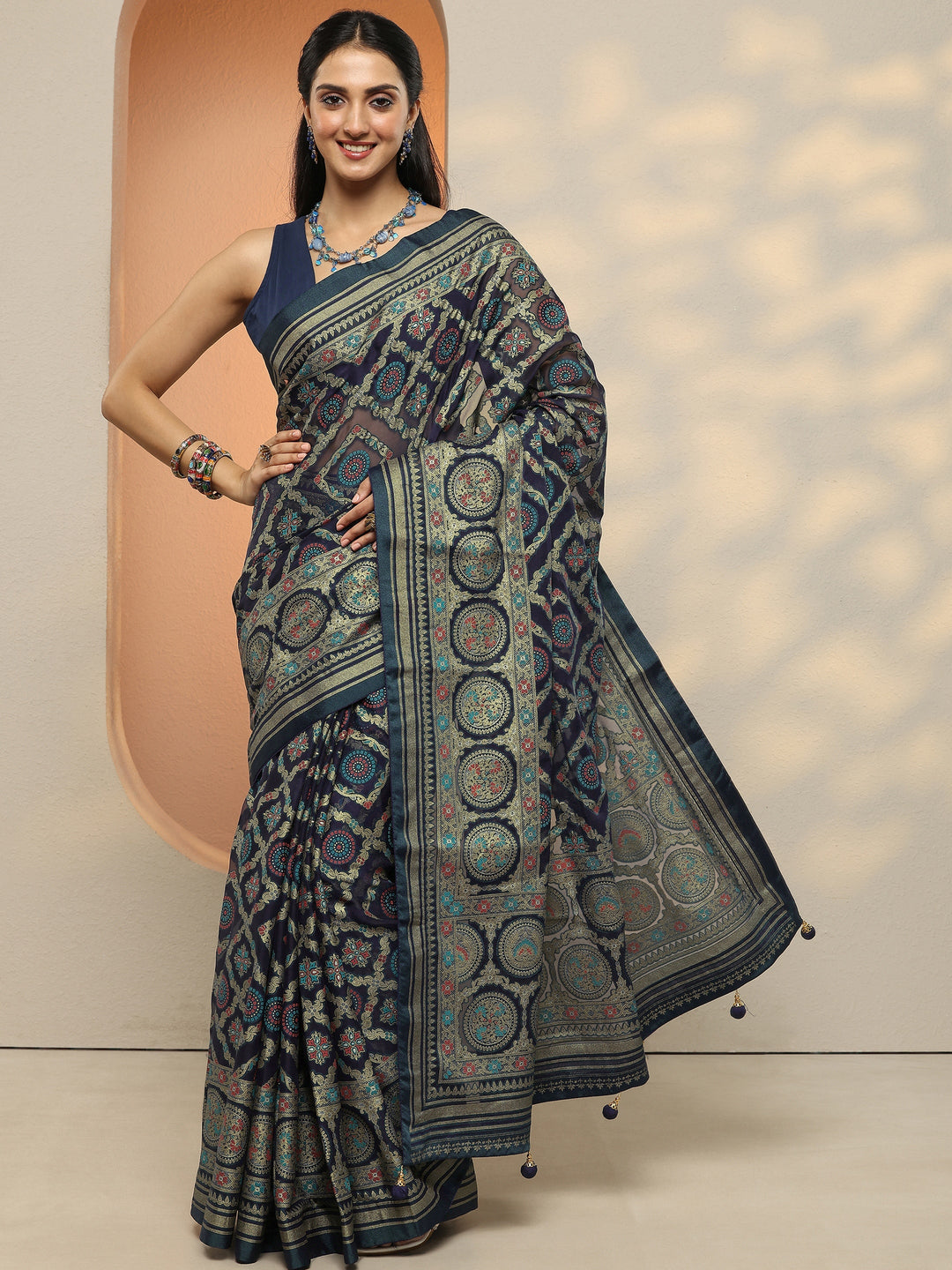 Navy Blue Printed Georgette Saree With Unstitched Blouse Piece 