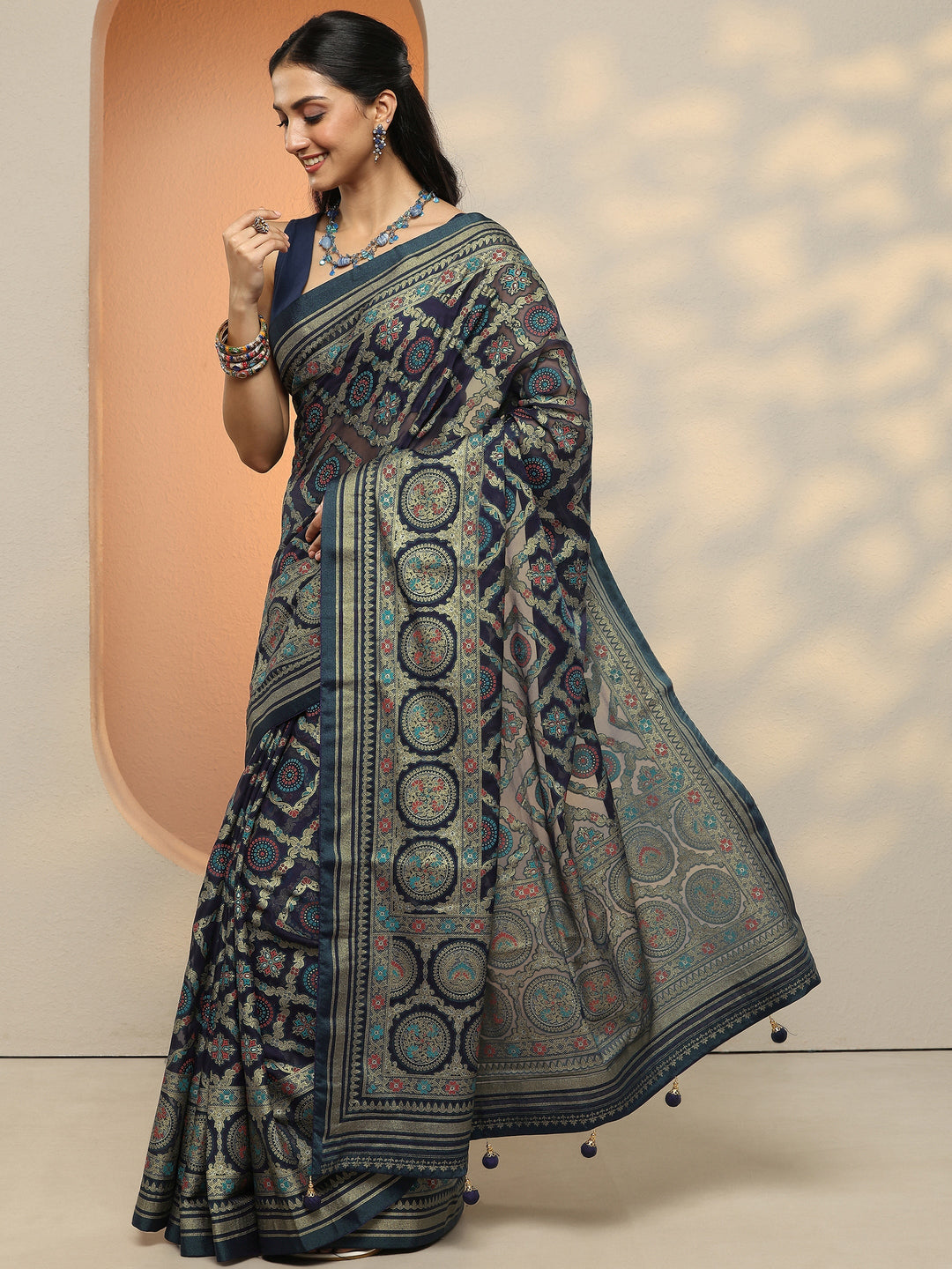 Navy Blue Printed Georgette Saree With Unstitched Blouse Piece 