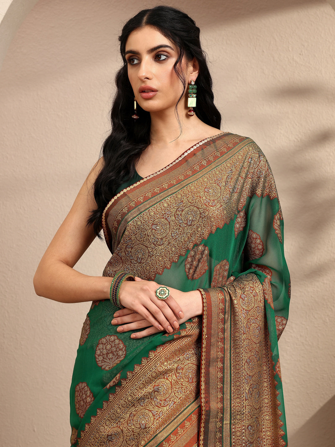  Green Printed Georgette Saree With Unstitched Blouse Piece 