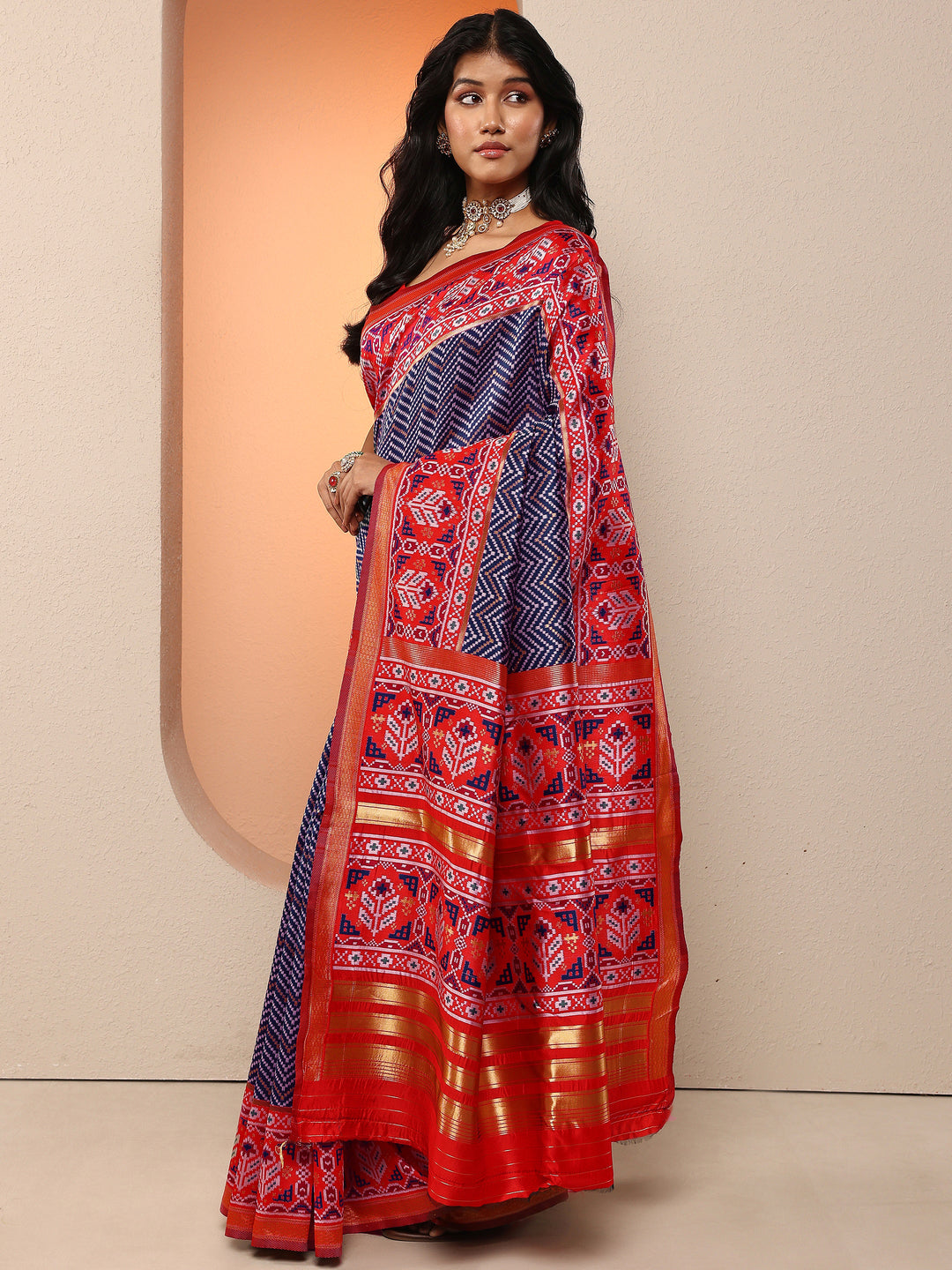  Navy Blue Chevron Woven Design Silk Blend Saree With Unstitched Blouse Piece 