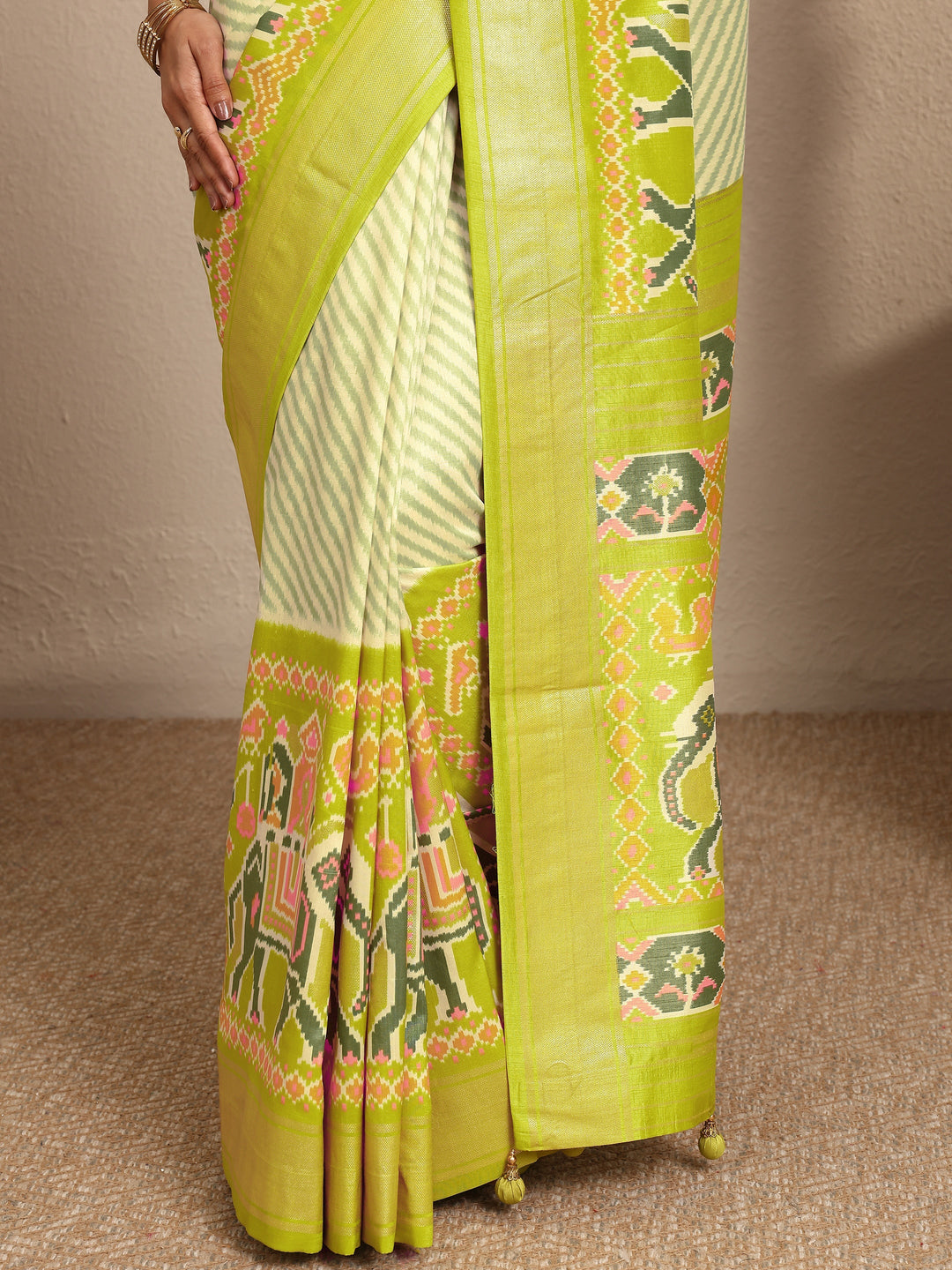  Green Leheriya Printed Silk Blend Saree With Unstitched Blouse Piece 