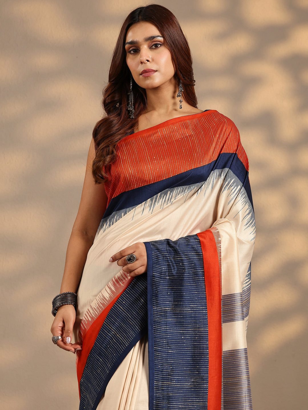  Beige Solid Silk Blend Saree With Unstitched Blouse Piece 