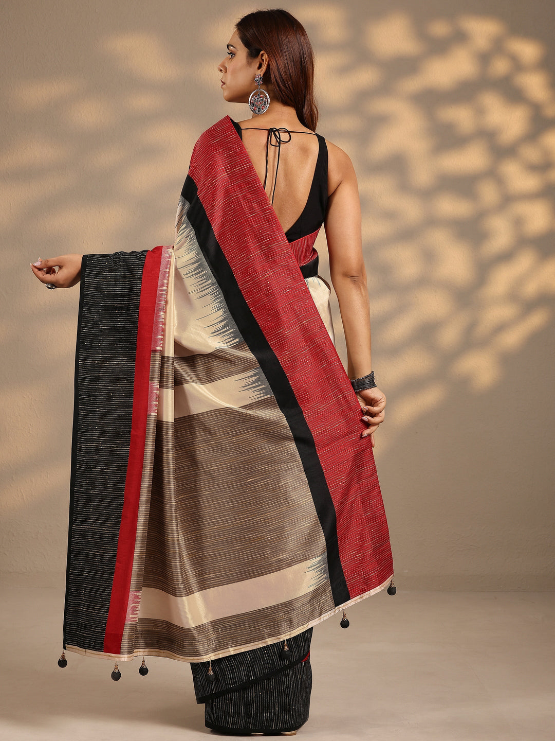  Beige Solid Silk Blend Saree With Unstitched Blouse Piece 