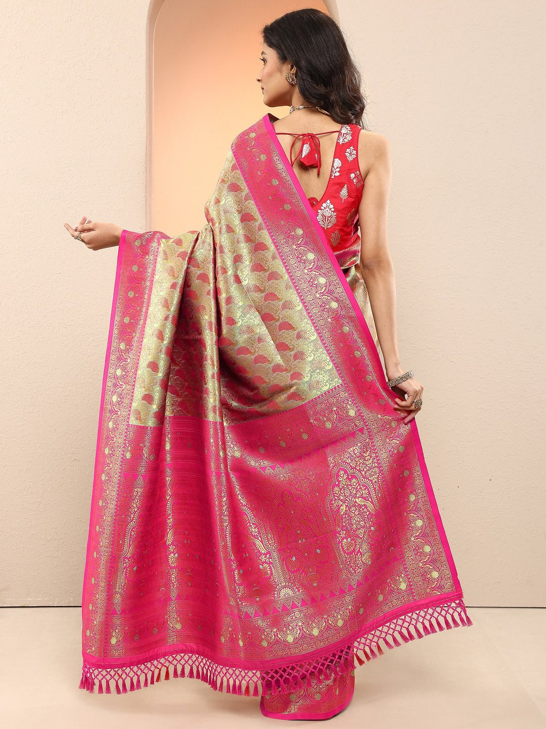  Gold Woven Design Silk Blend Sarees With Unstitched Blouse Piece 