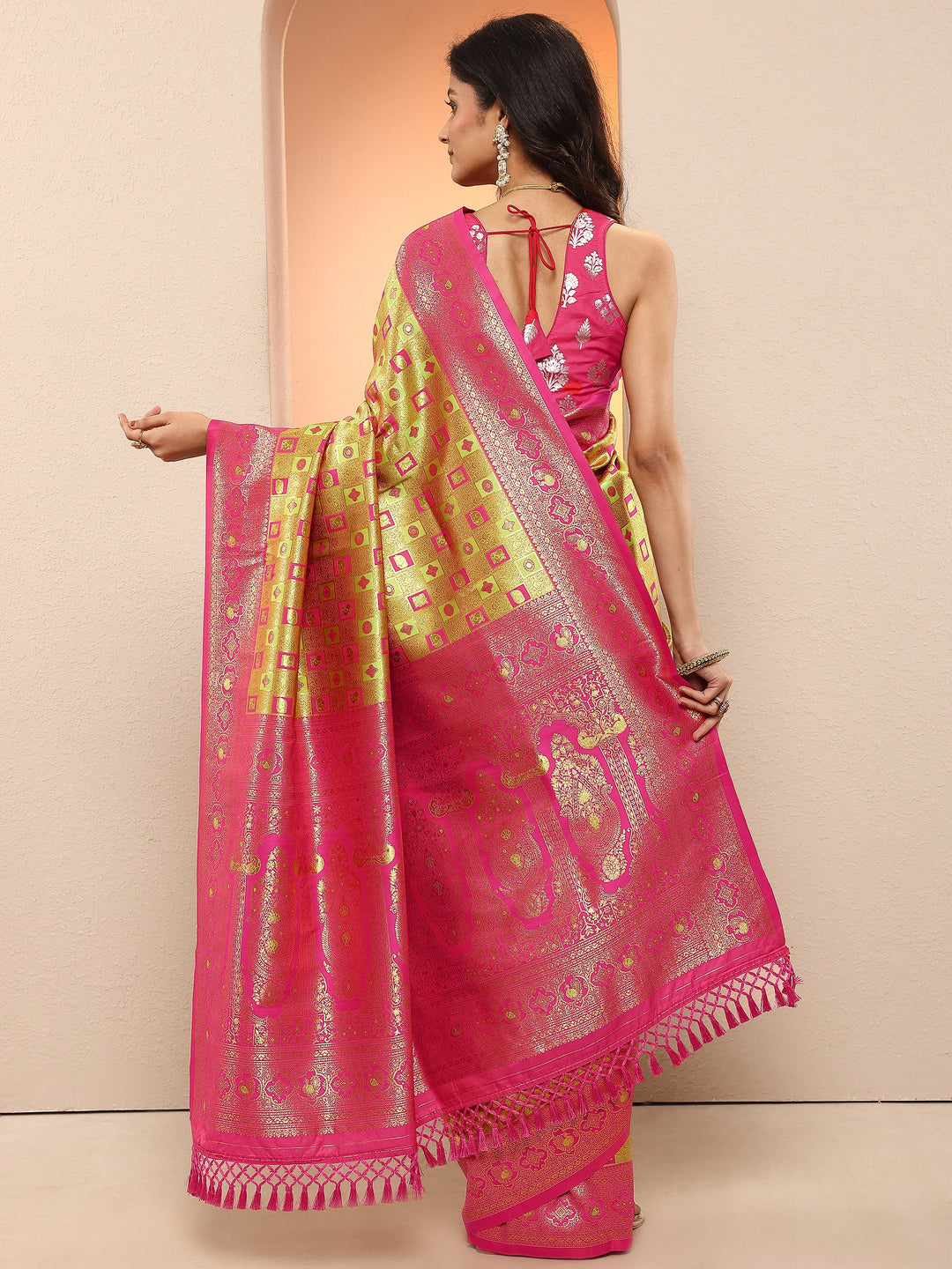  Gold Woven Design Silk Blend Sarees With Unstitched Blouse Piece 
