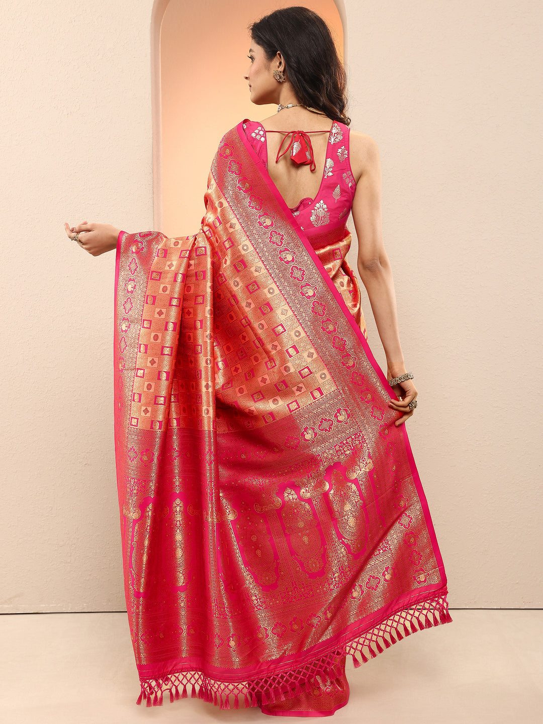  Gold Woven Design Silk Blend Sarees With Unstitched Blouse Piece 