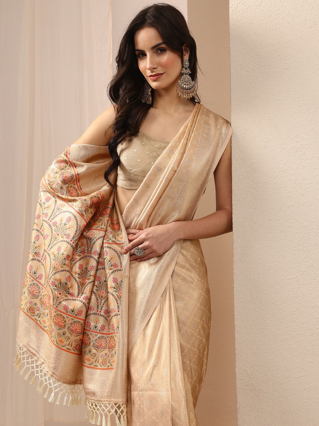  Gold Woven Design Silk Blend Saree With Unstitched Blouse Piece 