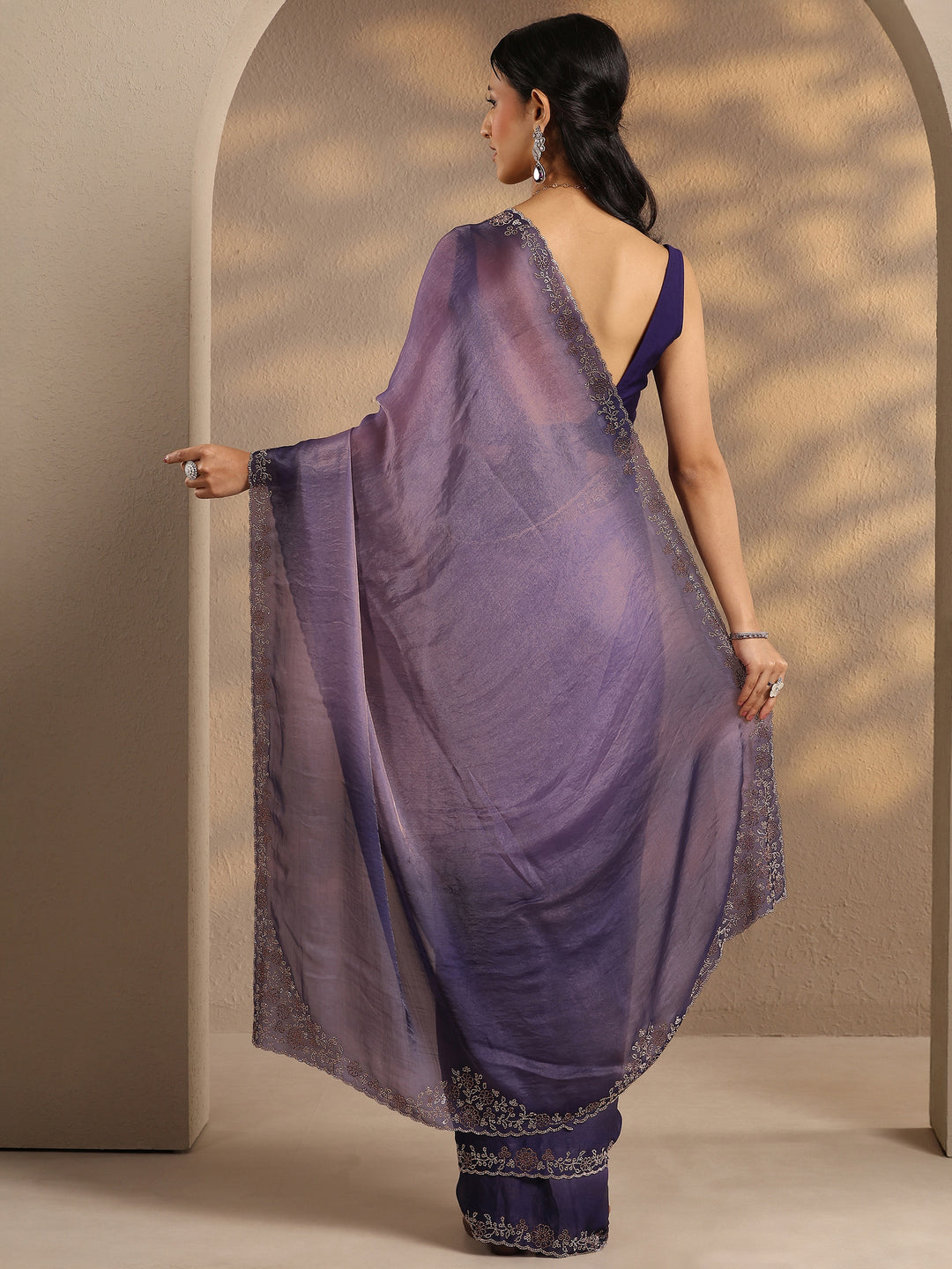  Lavender Solid Silk Blend Saree With Unstitched Blouse Piece 