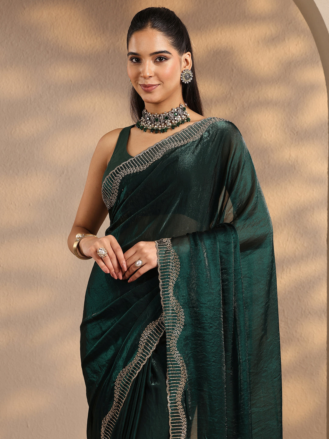  Green Solid Silk Blend Saree With Unstitched Blouse Piece 