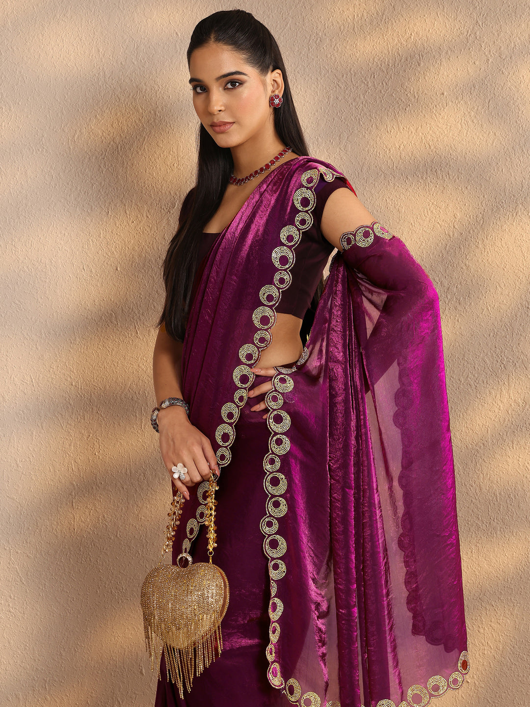  Magenta Solid Silk Blend Saree With Unstitched Blouse Piece 