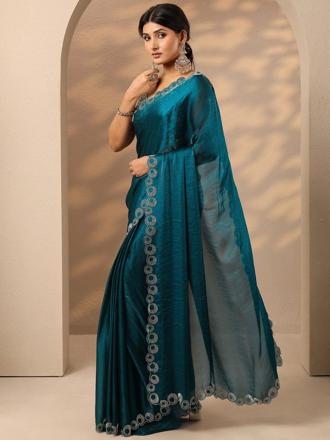 Teal Solid Silk Blend Saree With Unstitched Blouse Piece 