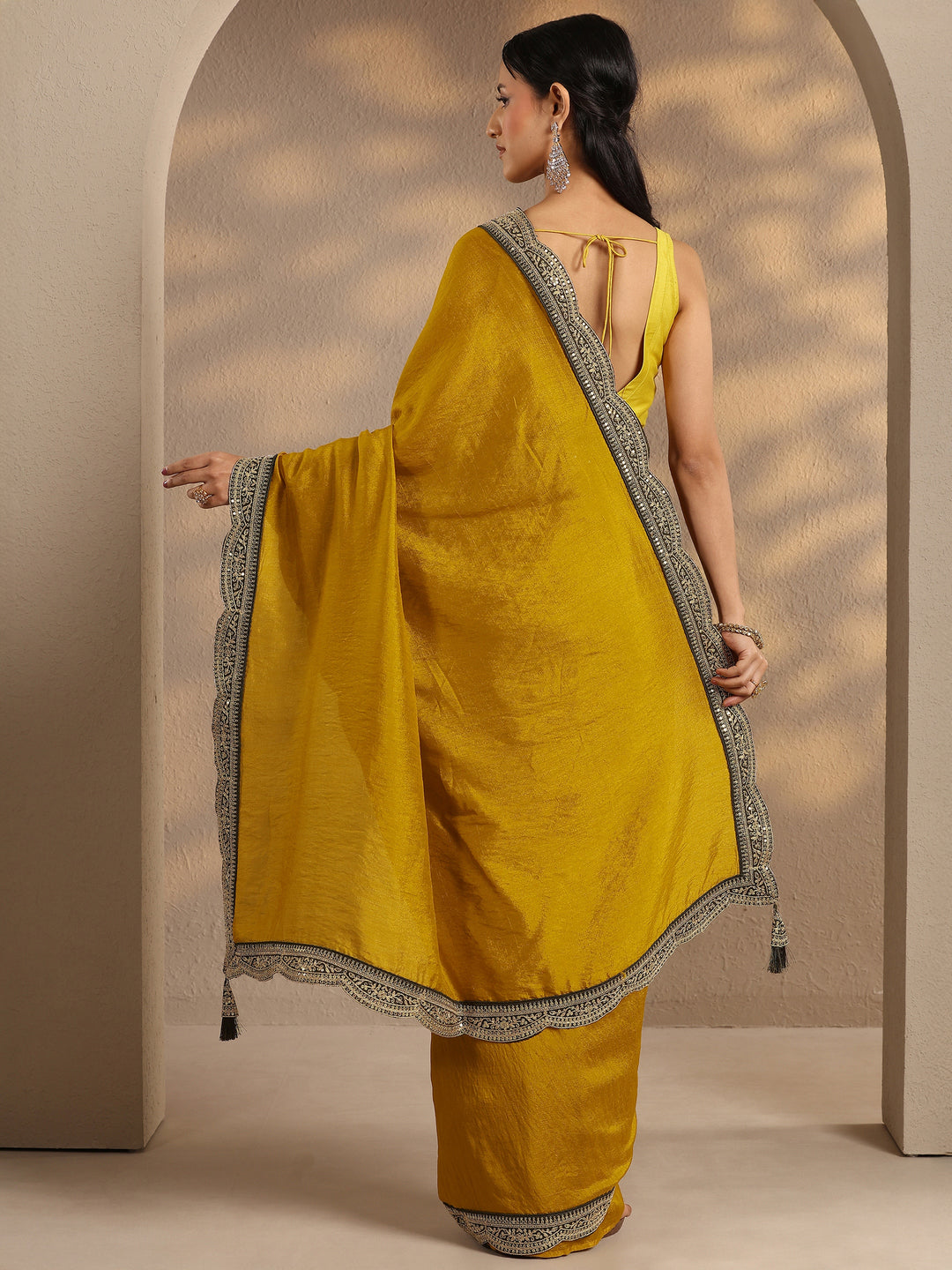  Mustard Solid Silk Blend Saree With Unstitched Blouse Piece 