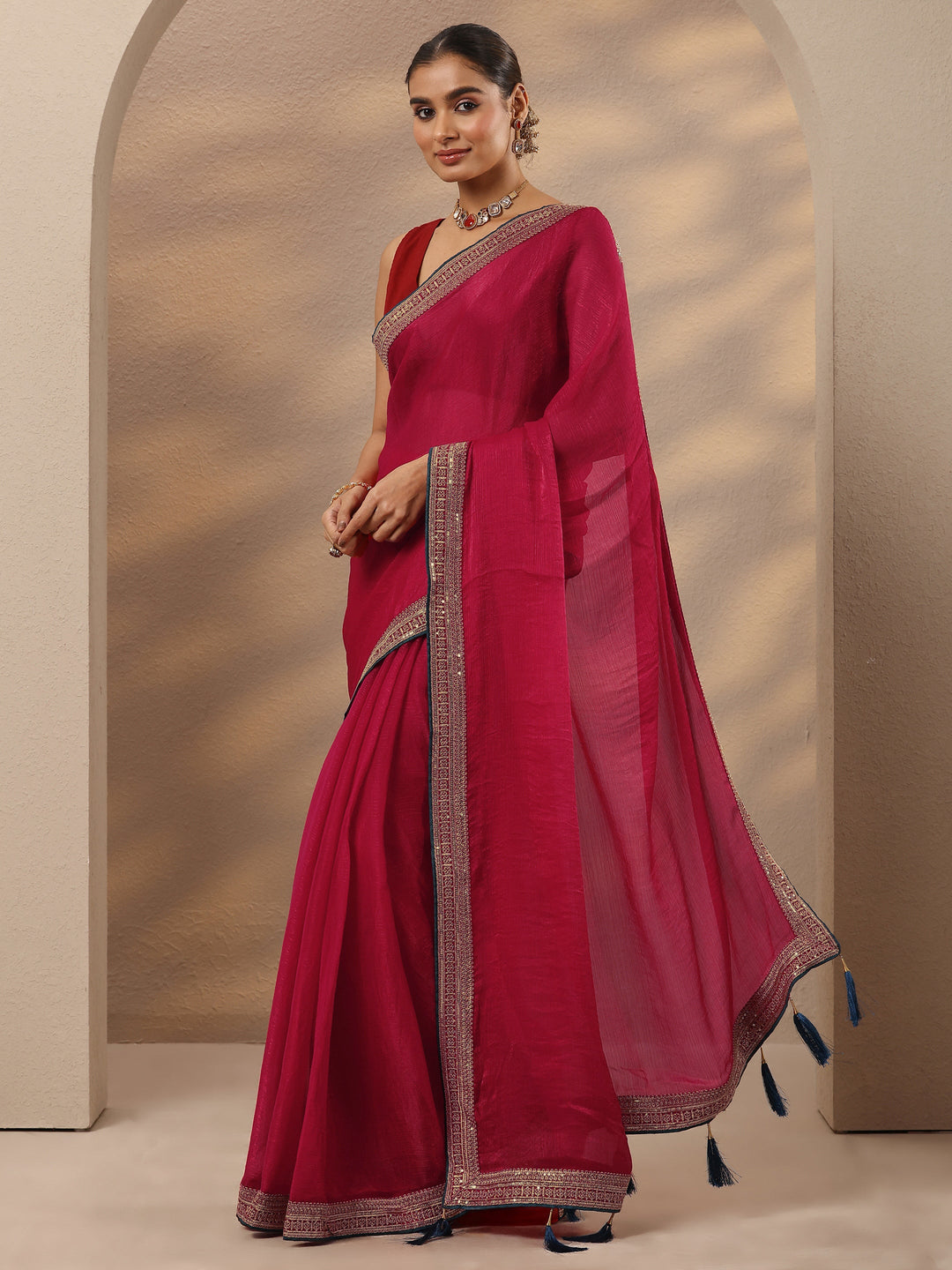  Pink Solid Silk Blend Saree With Unstitched Blouse Piece 