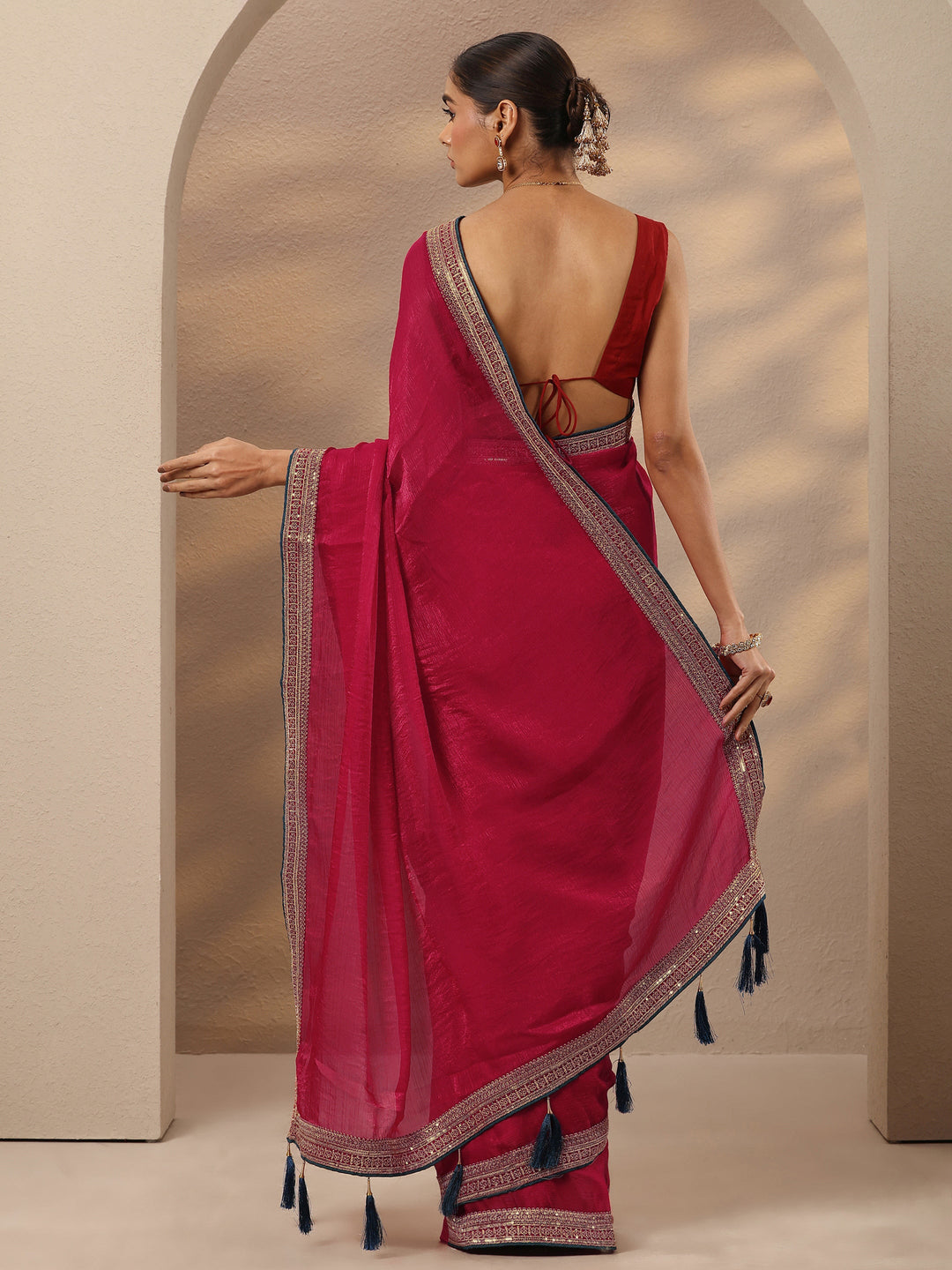  Pink Solid Silk Blend Saree With Unstitched Blouse Piece 
