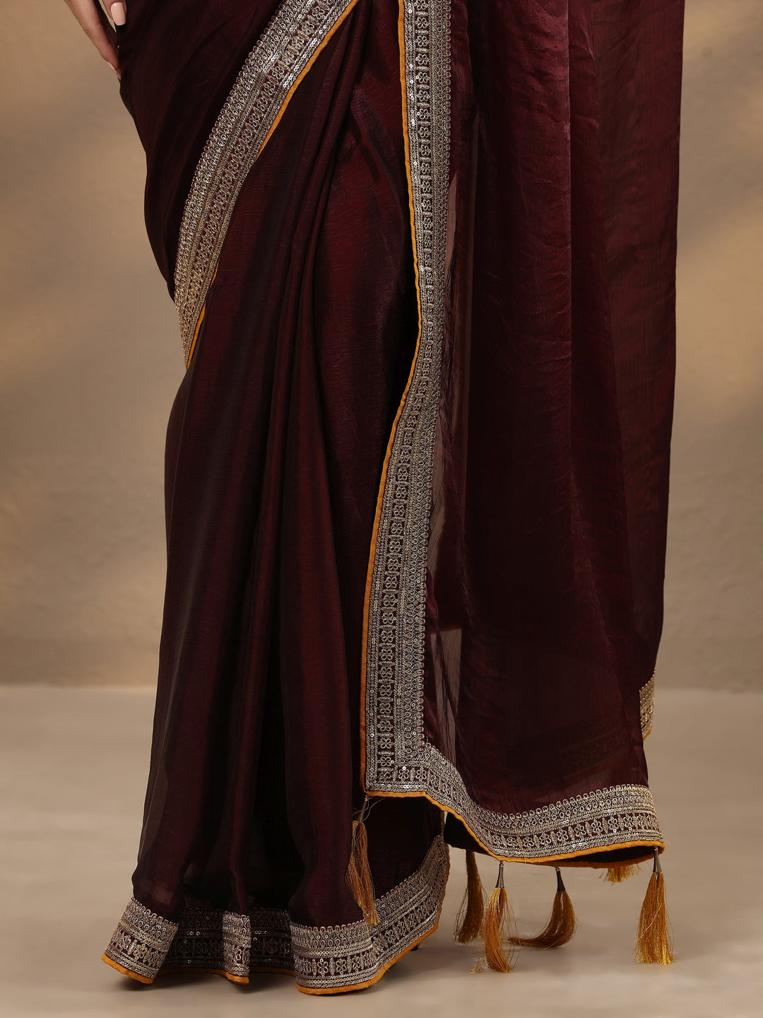  Burgundy Solid Silk Blend Saree With Unstitched Blouse Piece 