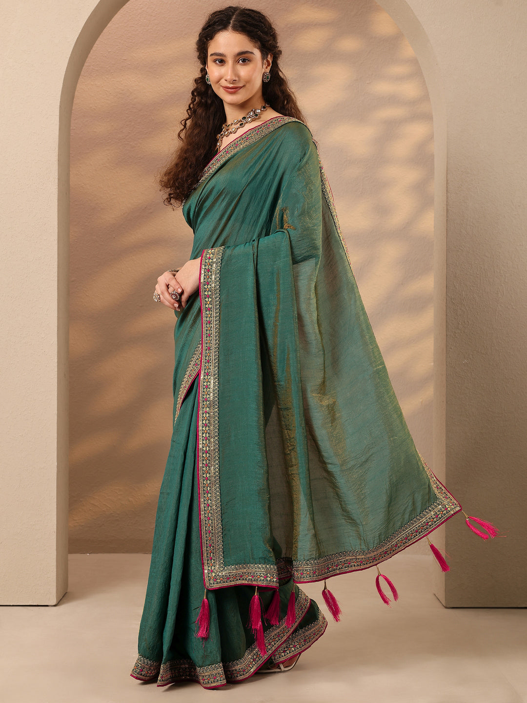  Green Solid Silk Blend Saree With Unstitched Blouse Piece 
