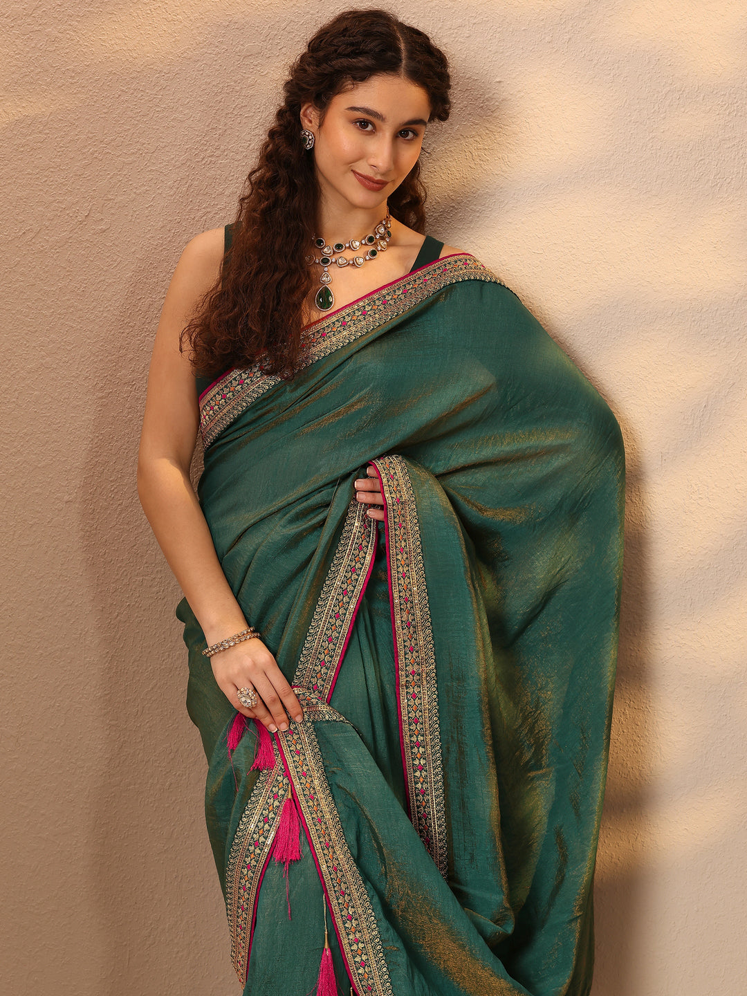  Green Solid Silk Blend Saree With Unstitched Blouse Piece 