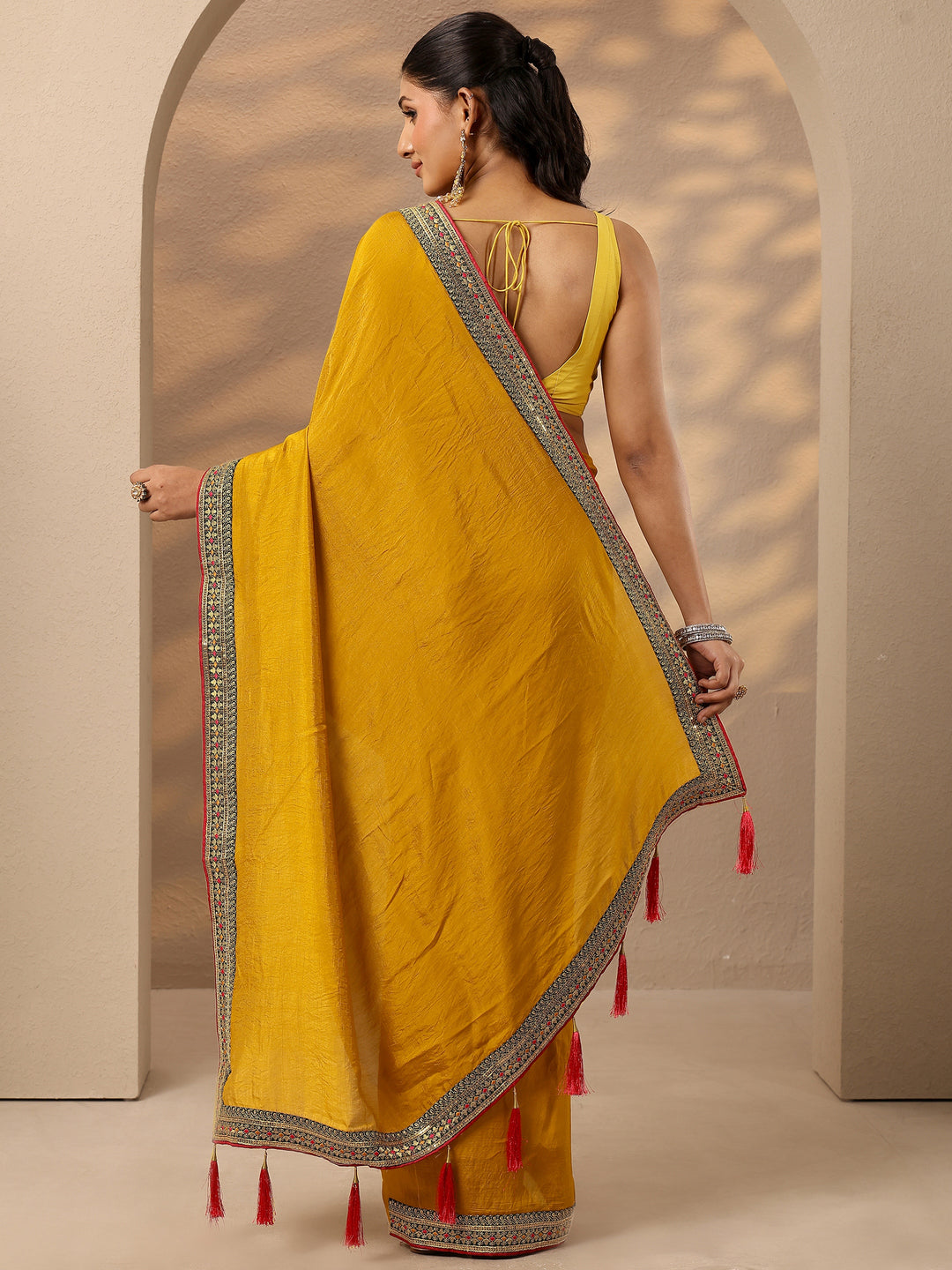  Yellow Solid Silk Blend Saree With Unstitched Blouse Piece 