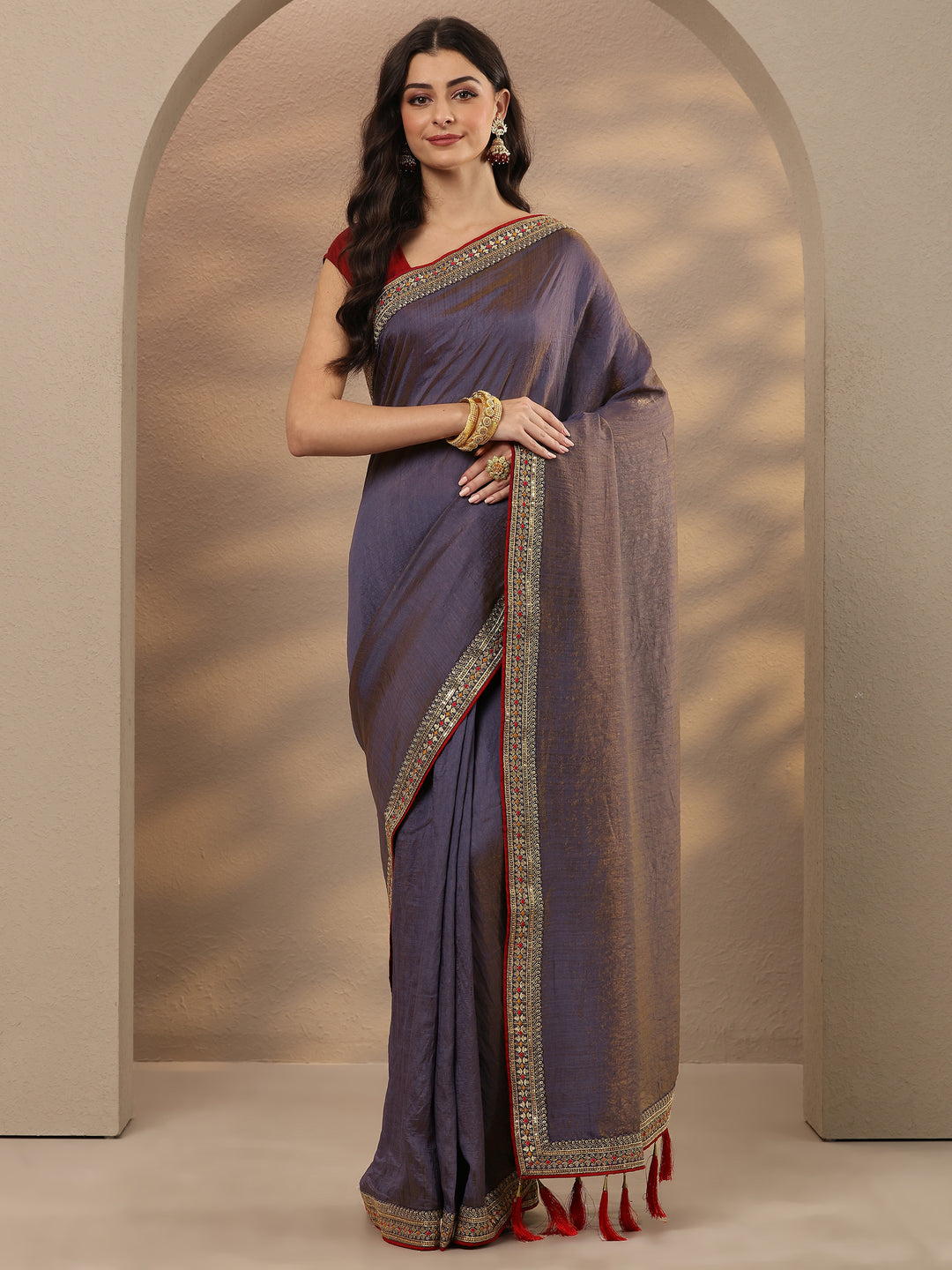  Lavender Solid Silk Blend Saree With Unstitched Blouse Piece 