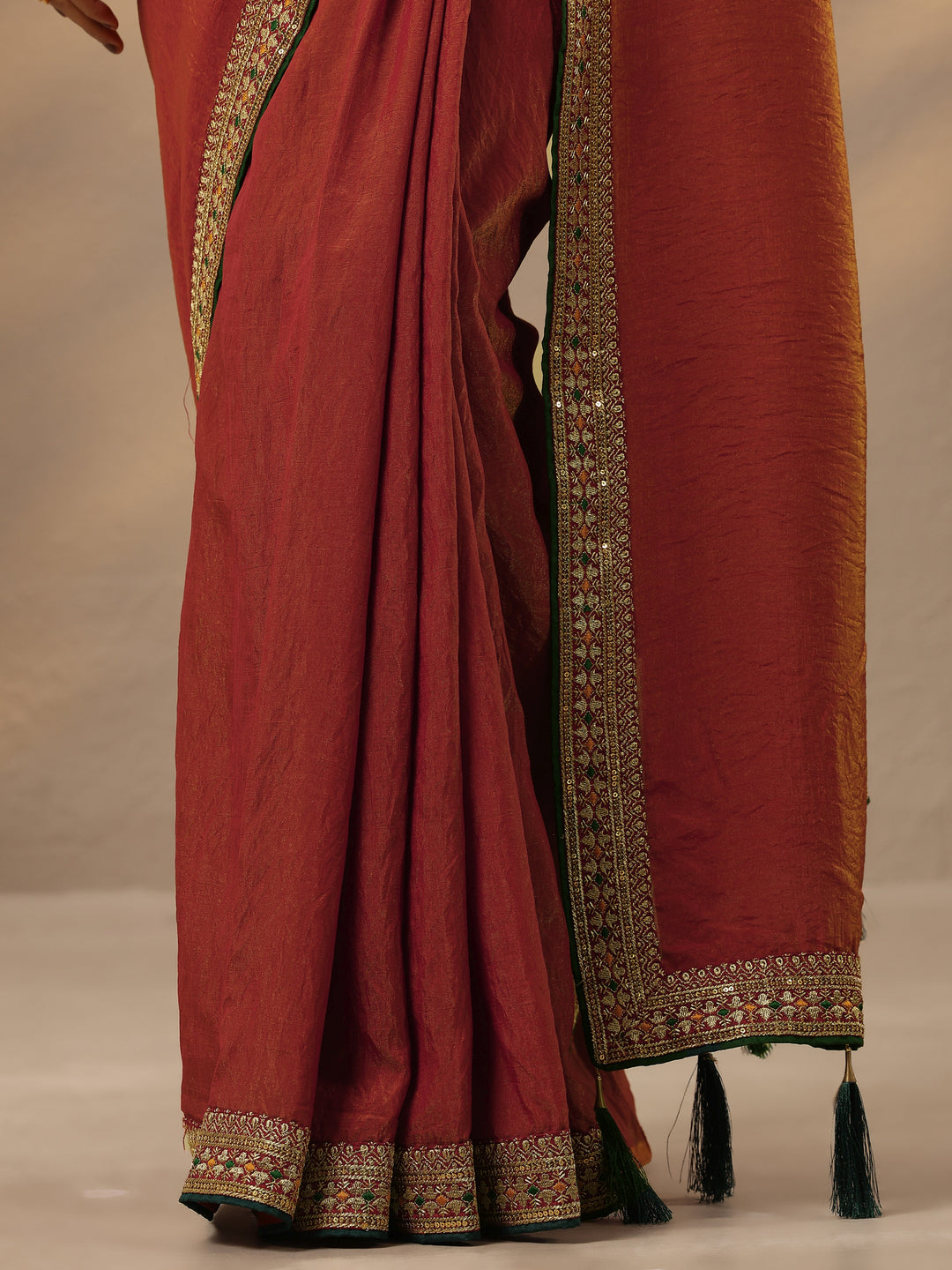  Red Solid Silk Blend Saree With Unstitched Blouse Piece 