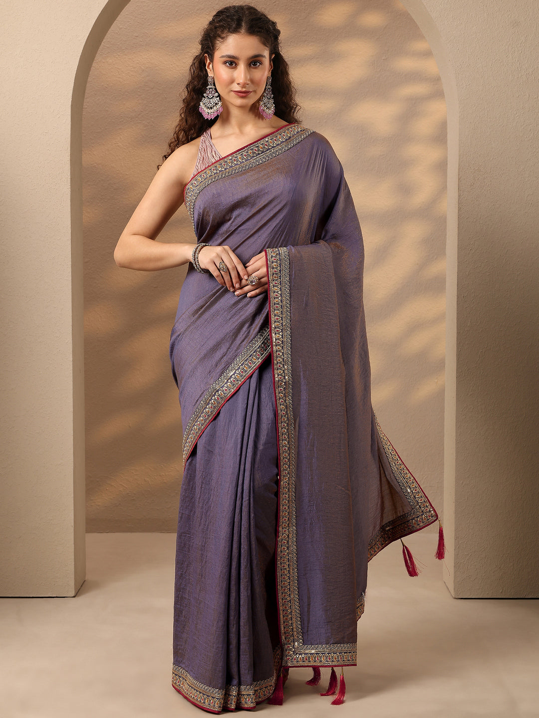  Lavender Solid Silk Blend Saree With Unstitched Blouse Piece 