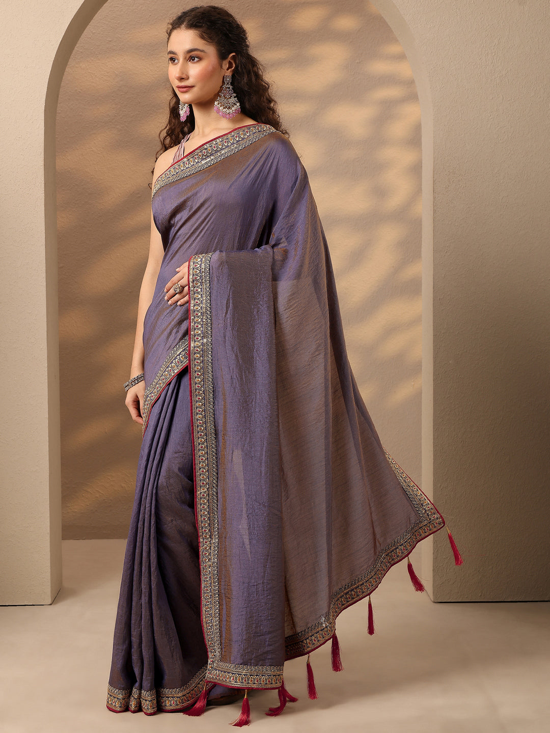  Lavender Solid Silk Blend Saree With Unstitched Blouse Piece 