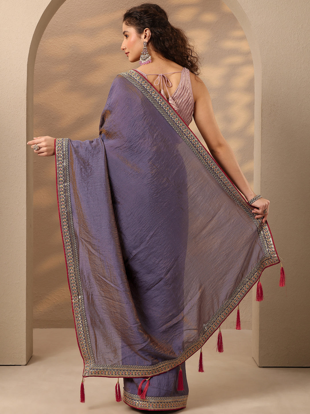  Lavender Solid Silk Blend Saree With Unstitched Blouse Piece 