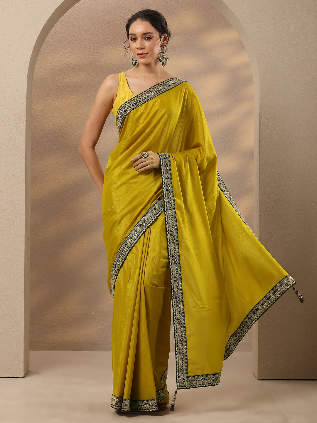  Yellow Solid Silk Blend Saree With Unstitched Blouse Piece 