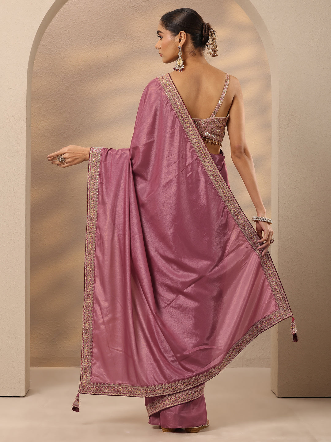  Peach Solid Silk Blend Saree With Unstitched Blouse Piece 