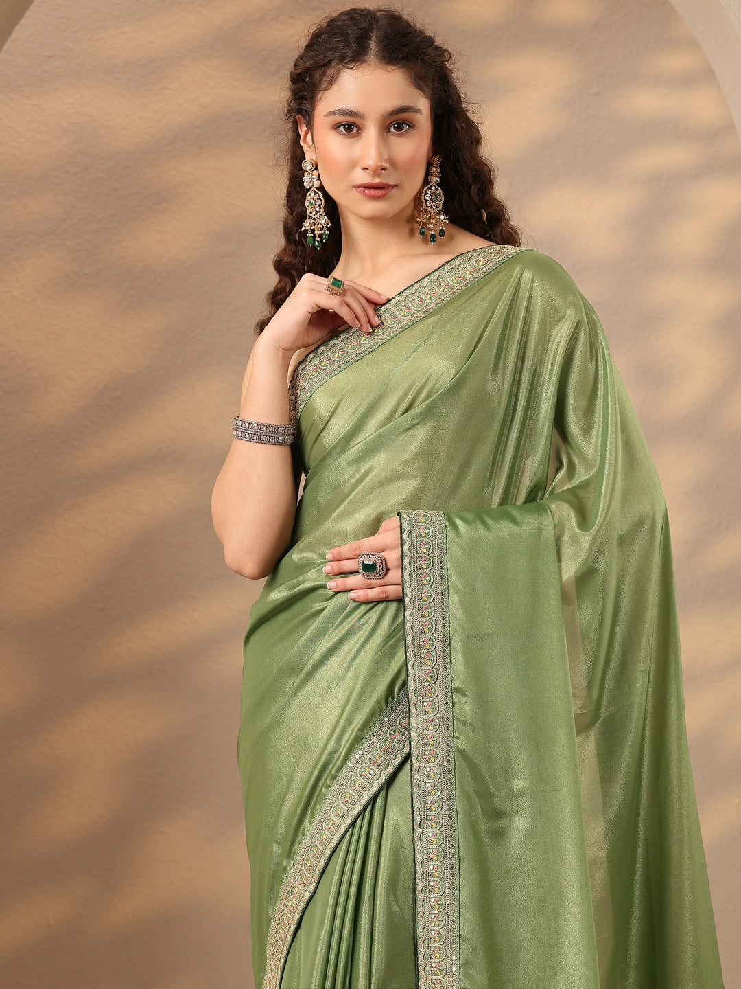  Green Solid Silk Blend Saree With Unstitched Blouse Piece 