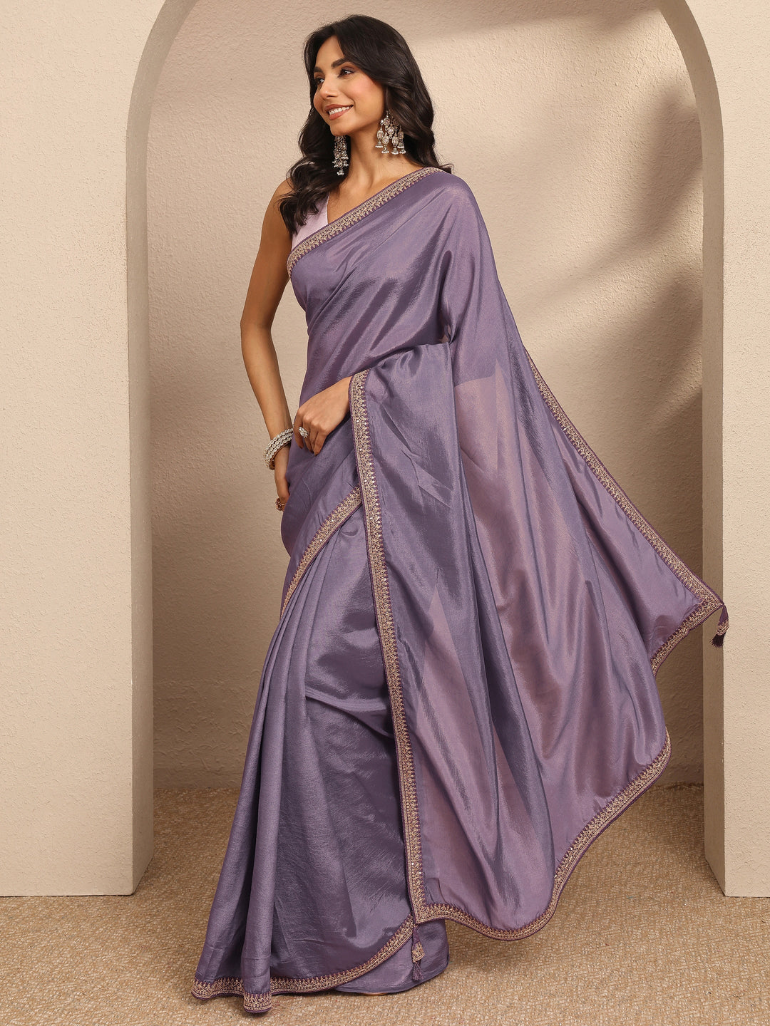  Lavender Solid Silk Blend Saree With Unstitched Blouse Piece 